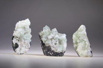 Apofylliet Aqua groene met witte Stilbiet - Afbeelding 3