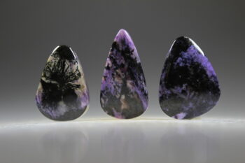 Charoïet met Fedoriet en Aegirien