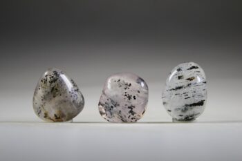 Liberty Stone (Kwarts met Biotiet)