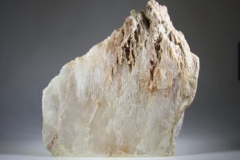 Agnitiet Maria glas (heldere seleniet) met Hematiet, Engelensteen