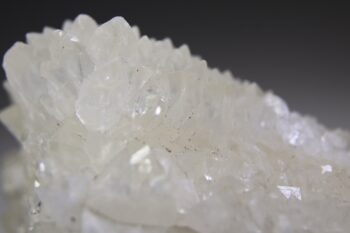 Calciet (wit) uit Indonesië - Afbeelding 2