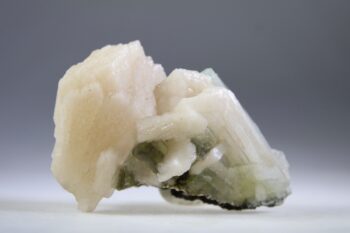 Apofylliet (groene) met Stilbiet en soms Heulandiet (Hieros Gamos) - Afbeelding 6
