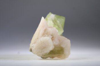 Apofylliet (groene) met Stilbiet en soms Heulandiet (Hieros Gamos) - Afbeelding 3