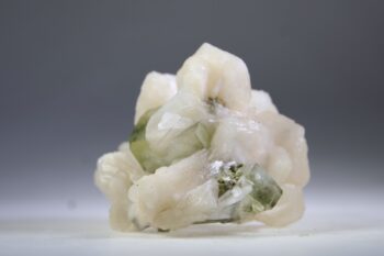 Apofylliet (groene) met Stilbiet en soms Heulandiet (Hieros Gamos) - Afbeelding 5