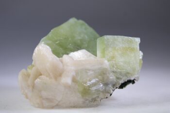 Apofylliet (groene) met Stilbiet en soms Heulandiet (Hieros Gamos) - Afbeelding 6