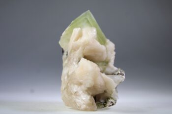 Apofylliet (groene) met Stilbiet en soms Heulandiet (Hieros Gamos) - Afbeelding 3