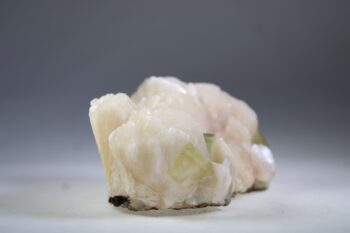 Apofylliet (groene) met Stilbiet en soms Heulandiet (Hieros Gamos) - Afbeelding 4