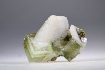 Apofylliet (groene) met Stilbiet en soms Heulandiet (Hieros Gamos) - Afbeelding 7