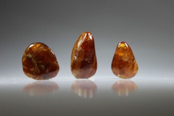 Hessoniet Oranje (Granaat)