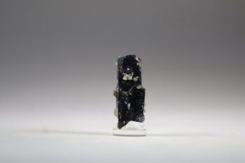 Ilvaïet (met wat rookkwarts) - Afbeelding 5