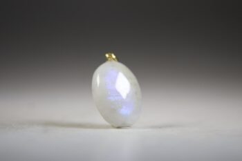 Maansteen (Blauwe of Regenboog) Hanger (gold plated)