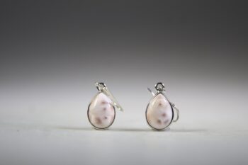 Natroliet Roze uit Indonesië (Rhodatroliet) Oorhangers