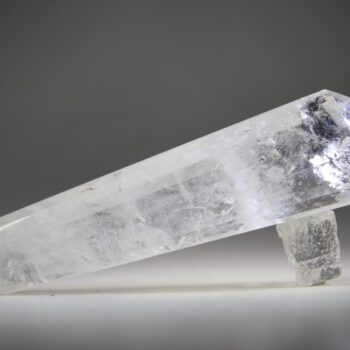 Vogelkristal of Phi-kristal Bergkristal, 12 facet