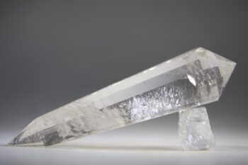 Vogelkristal of Phi-kristal Bergkristal, 12 facet