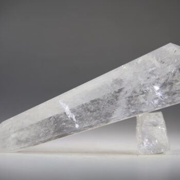 Vogelkristal of Phi-kristal Bergkristal, 12 facet