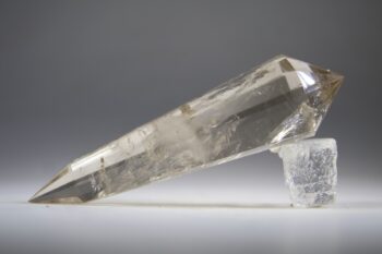 Vogelkristal of Phi-kristal Rookkwarts, 12 facet - Afbeelding 3