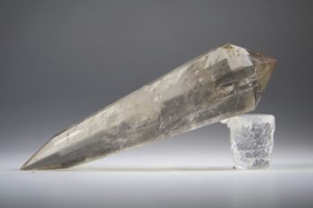 Vogelkristal of Phi-kristal Rookkwarts, 12 facet - Afbeelding 5