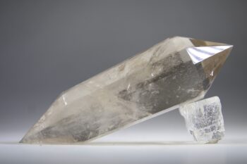 Vogelkristal of Phi-kristal Rookkwarts, 12 facet
