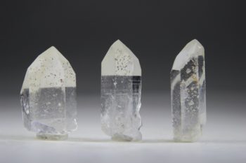 Protector Kwarts (Kwarts met Hematiet stippen erin)