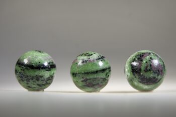 Robijn in Zoisiet - Afbeelding 3