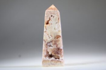 Chalcedoon Roze uit Indonesië (tower)