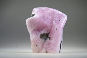 Aragoniet, roze, uit Pakistan (Soham)