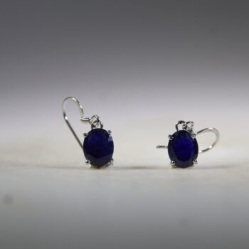 Saffier / Sapphire Oorhangers, facet geslepen
