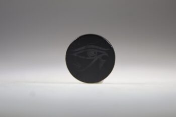 Shungit sticker ' oog van Horus' - Afbeelding 2