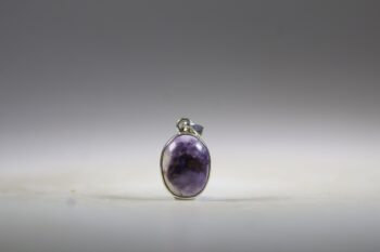 Tiffany Stone hanger