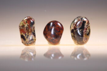 Trummer Jaspis of Jaspis Brecci