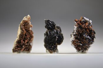 Vanadiniet op zwarte Bariet